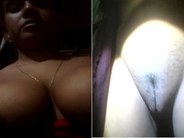 Village Bhabhi Showing Her Firm Sexy Big Round Boobs