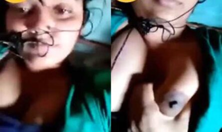 Bengali Boudi Showing Her Big Tits On Video Call XXX