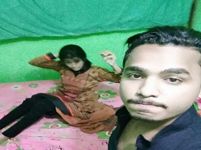 Cute Horny Girl Hard Fucking With Lover In Hotel