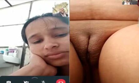 Chubby Desi Girl Shows Her Amazing Tight Pussy On Video Call