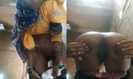 Muslim Naughty Bhabhi Shows Her Ass And Pussy On Vc