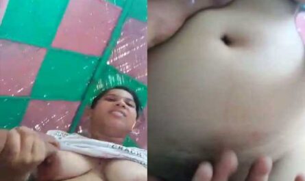 Big Boobs Hot Girl Outdoor Tight Pussy Fingering By Lover