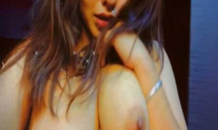 Hot Busty Desi Girl Showing Her Big Sexy Boobs