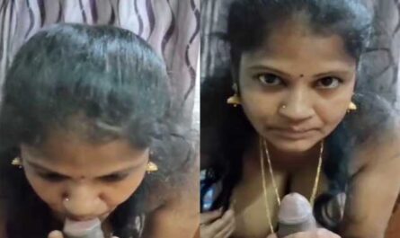 Mature South Indian Sexy Wife Giving Deep Blowjob