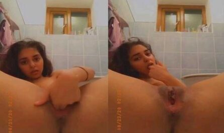 Naughty Sexy Big Ass Bitch Tasting Own Pussy Juice