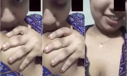 Bengali Sexy Girl Sucking Her Own Boobs