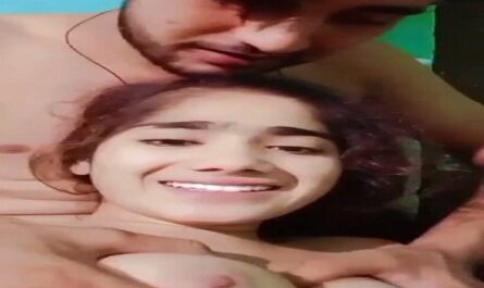 Sexy Figure Girlfriend White Boobs Massaged By Boyfriend