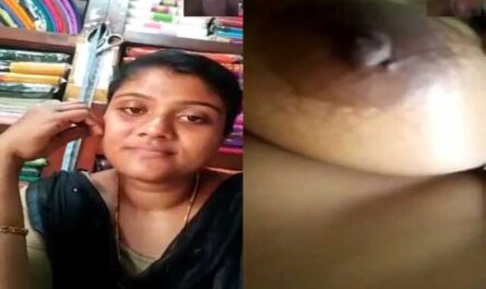 Mallu Busty Chechi Showing Boobs On Video Call