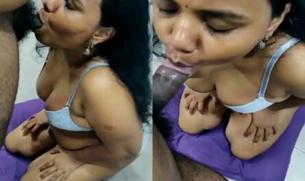 Tamil Wife Giving Hot Deep Blowjob