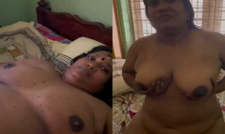 Mature Mallu Chubby Aunty Captured Nude By Lover