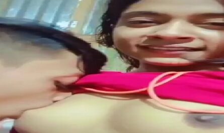 Small Boobs Sexy Village Girlfriend Boob Sucking Desi XXX Video
