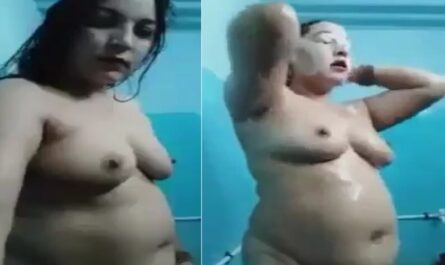 Village Mature Chubby Aunty Nude Shower Bath Desi Mms