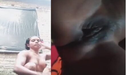 Bangla Village Bhabhi Horny Black Pussy Sex Tease Video