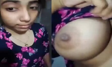 Pink Pussy XXX Show In Bathroom By Sexy Desi Girl