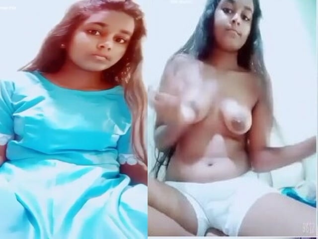 Beautiful Sexy Girlfriend Nude Showing For Lover