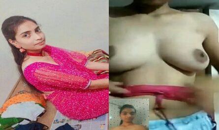 Desi Sexy Girl Stripping Bra Boobs Show Viral XXX Video