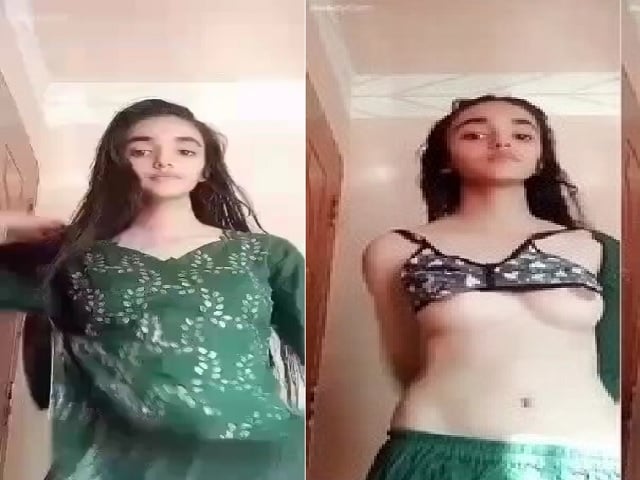 Slim Sexy Paki Girl Stripping To Nude Selfie Porn