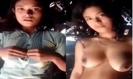 Village Hot Girl Showing And Fingering Pussy For Lover