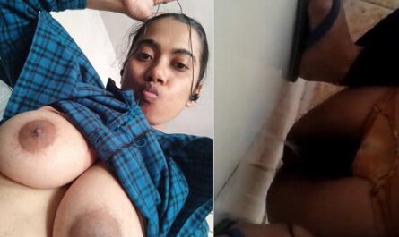 Desi Big Boobs Busty Girl Pissing Viral Xxx Video