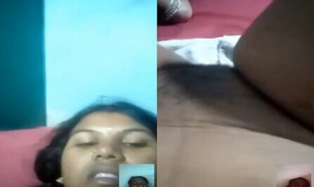 Desi Naughty Girl Showing Pussy On Video Call To Lover