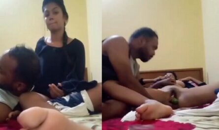 Desi Hot Girlfriend Horny Pussy Fucking With Cucumber Viral Mms