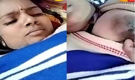 Desi Video Call Bhabhi Showing Boobs And Horny Pussy