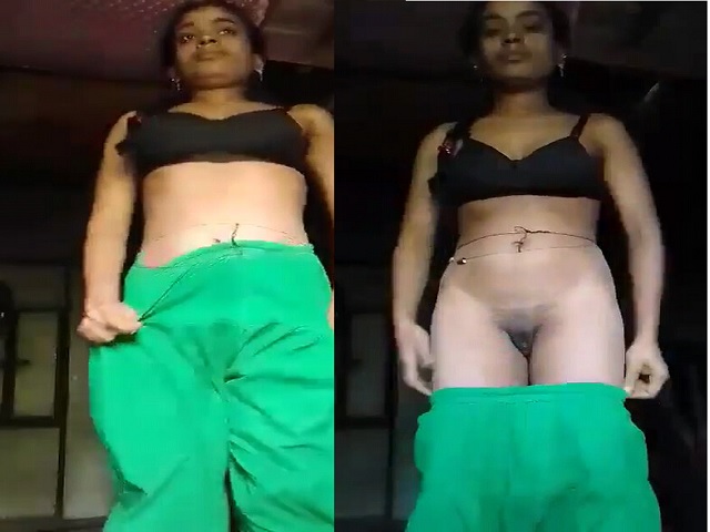First Year College Girl Nude Pussy Showing Desi XXX Video