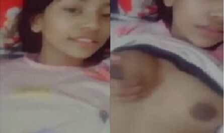 Indian Sexy College Girl Moaning During Fingering