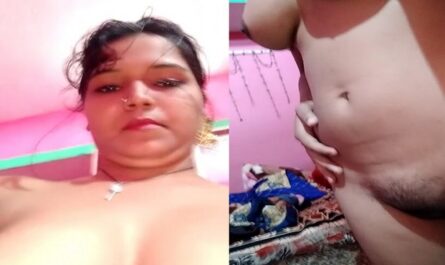 Indian Village Busty Aunty Fingering Pussy Viral Clip
