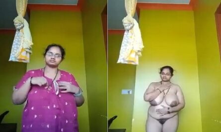 Milk Tanker Busty Bhabhi Removing Nighty Viral Clip