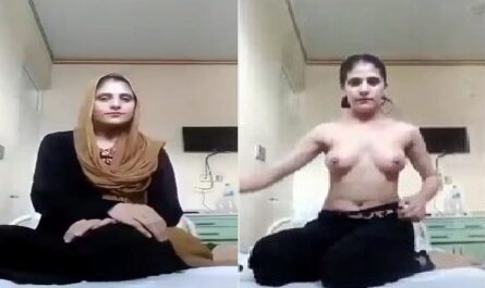 Pashto Sexy Figure Girl Showing Boobs Viral Mms Streaming