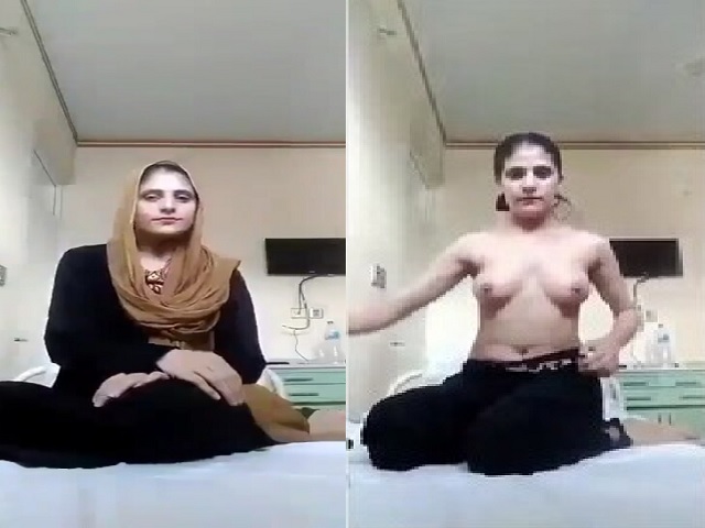 Pashto Sexy Figure Girl Showing Boobs Viral Mms Streaming
