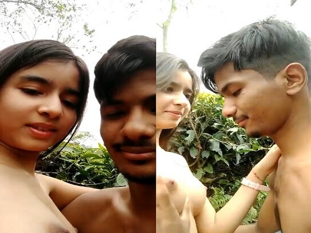 Assamese Young College Lovers Enjoying Outdoorsex