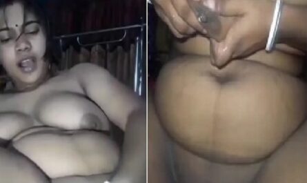 Bengali Chubby Hot Boudi Milking Big Boobs Viral Nude