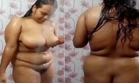 Bengali Busty Bhabhi Nude Bath Under Shower Viral XXX Clip