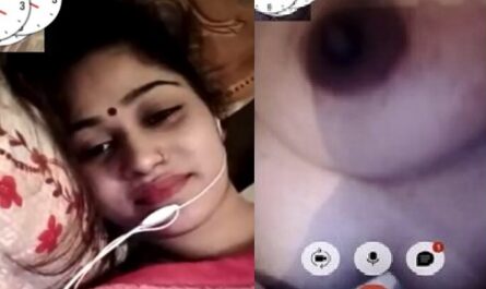 Bengali Sexy Girl Video Call Showing Hot Big Boobs