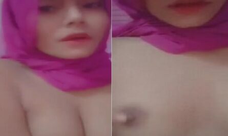 Bengali Young Hijab Girl Boob Show Selfie XXX Video