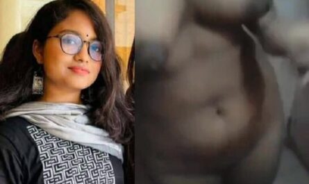 Indian College Sex Girlfriend Nude Viral Selfie XXX