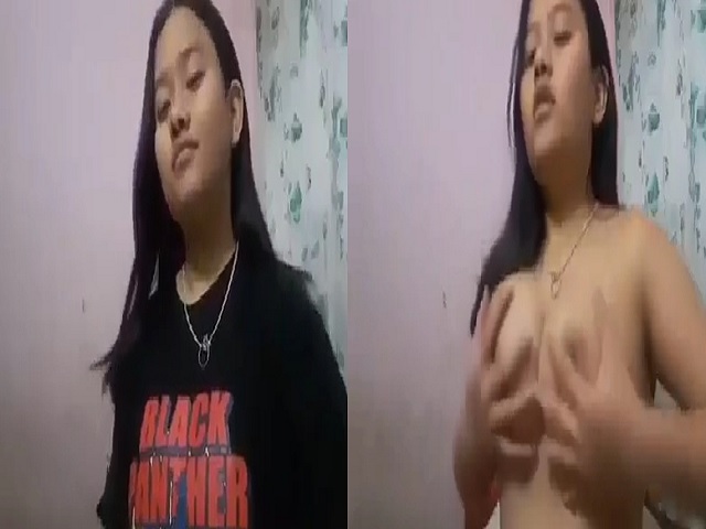 Nepali Sexy Girl Boob Press Viral XXX Clip