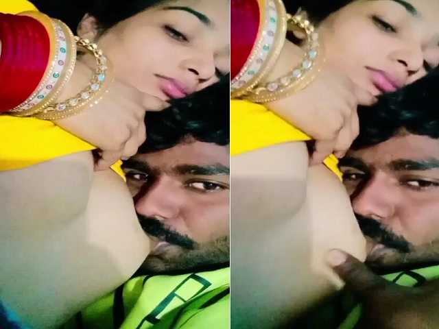 Rajasthani Sexy Bhabhi Boobs Show And Feeding Breast