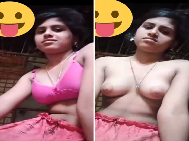 Beautiful Sexy Figure Girl Topless Video Call Marathi Sex.Com