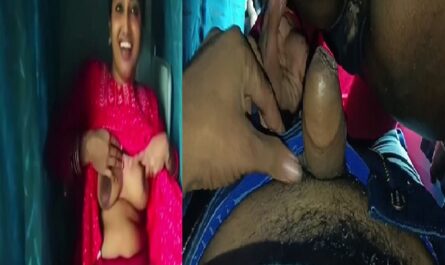 Hot Bhabhi Fucked Hard In Train Viral Deshi Sex Mms