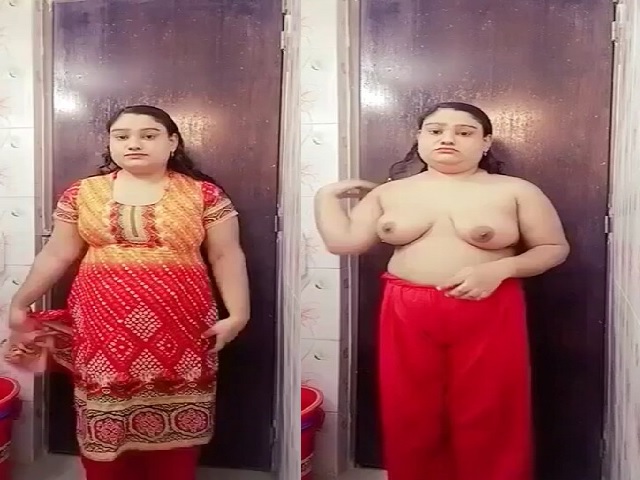 Chubby Hot Desi Girl Nude Big Tight Pussy Viral Show