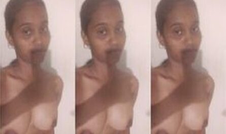 Cute Desi Sexy College Girl Boobs Show Viral XXX Clip
