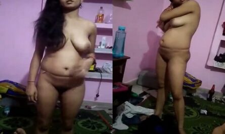 Hot Girlfriend Combing Hair In Nude Viral Sex Video