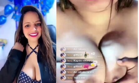 Gorgeous Tango Busty Girl Topless Desi49 Fans XXX Show