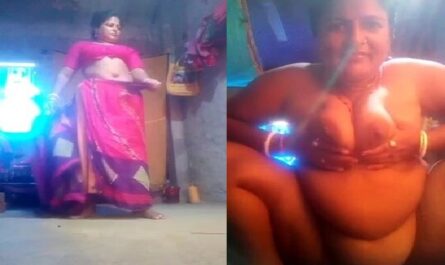 Chubby Housewife Showing Big Boobs And Big Ass On Cam