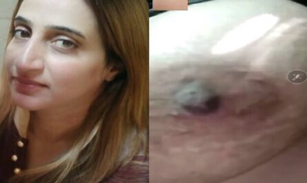 Mature Beautiful Pakistani Milf Boobs Show On Video Call XXX