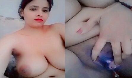 Round Big Boobs Busty Sexy Bhabhi Pussy Masturbation
