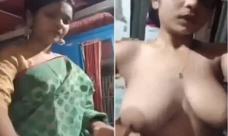 Stripping Saree To Nude Sexy Indian Girl Mms XXX Video